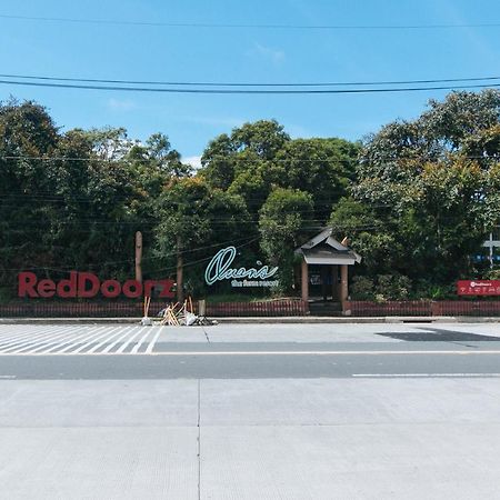 Reddoorz Premium @ Ouan'S The Farm Resort لوسينا المظهر الخارجي الصورة