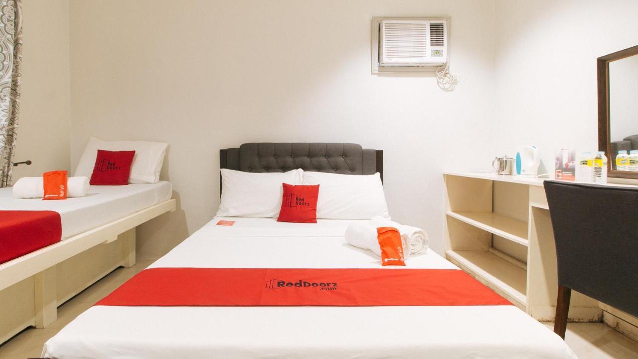 Reddoorz Premium @ Ouan'S The Farm Resort لوسينا المظهر الخارجي الصورة