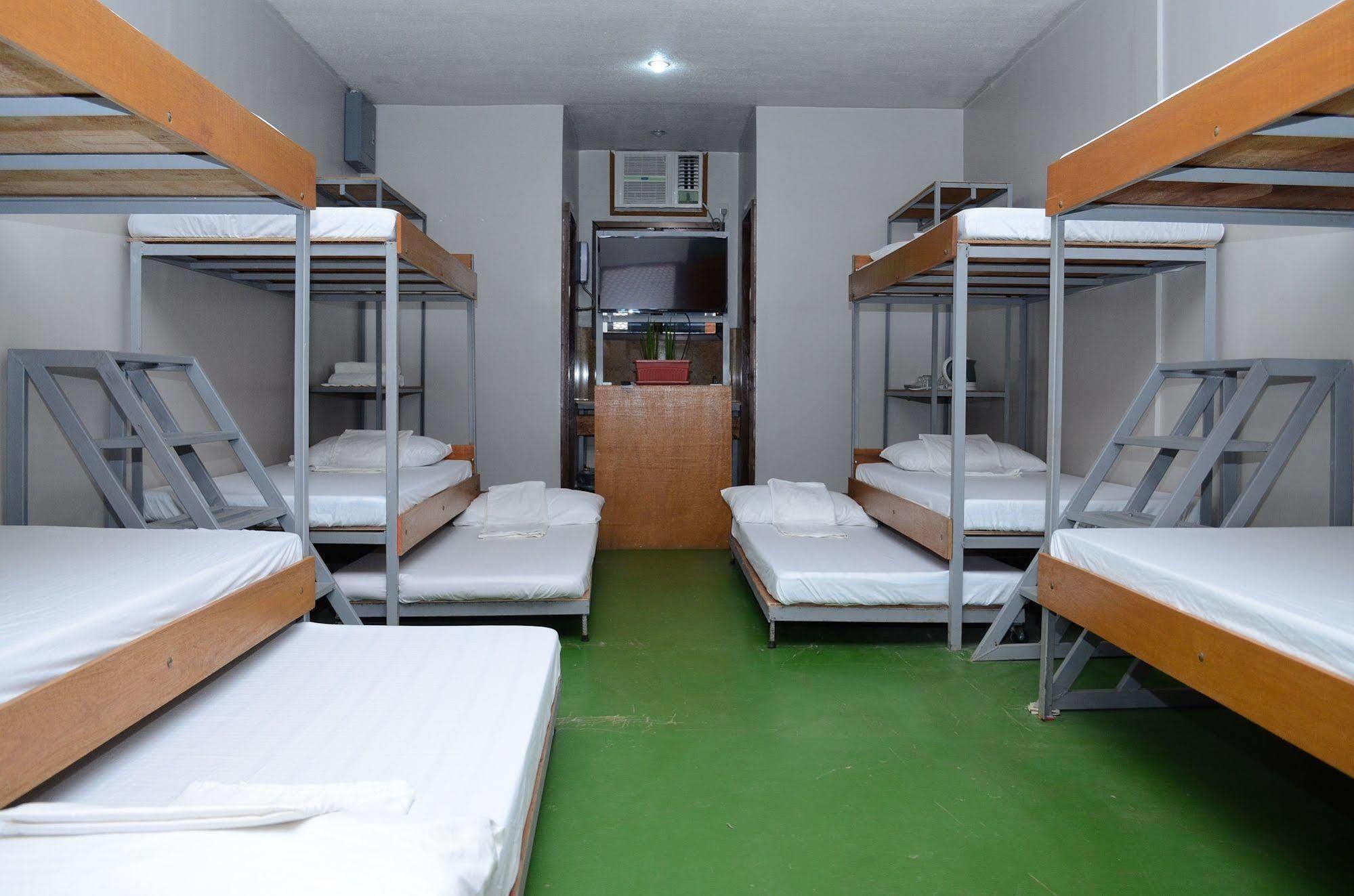 Reddoorz Premium @ Ouan'S The Farm Resort لوسينا المظهر الخارجي الصورة