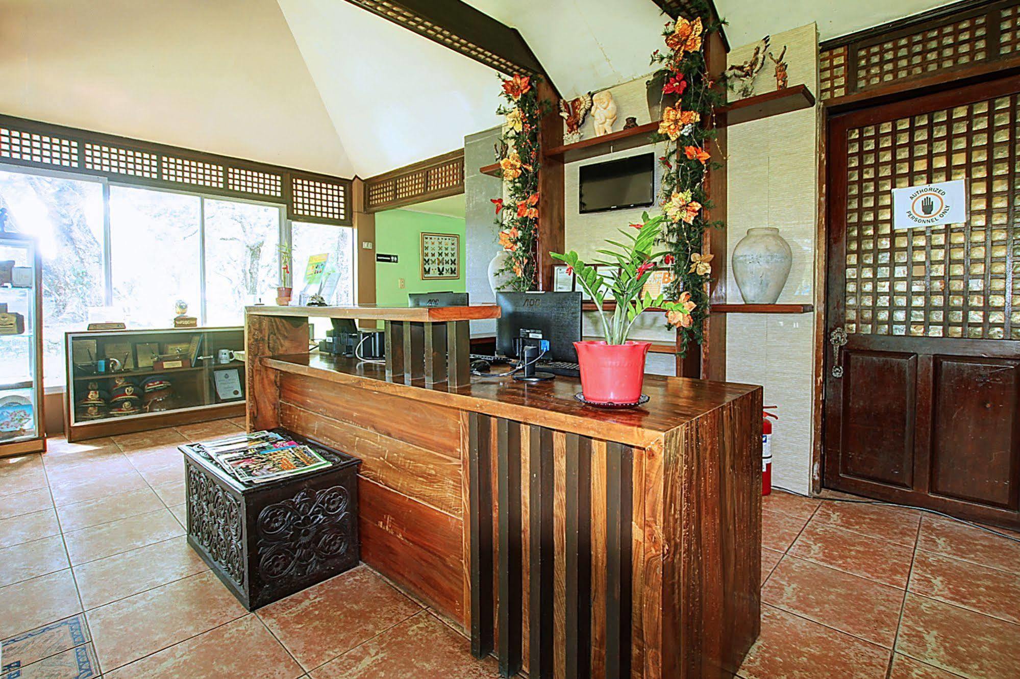 Reddoorz Premium @ Ouan'S The Farm Resort لوسينا المظهر الخارجي الصورة