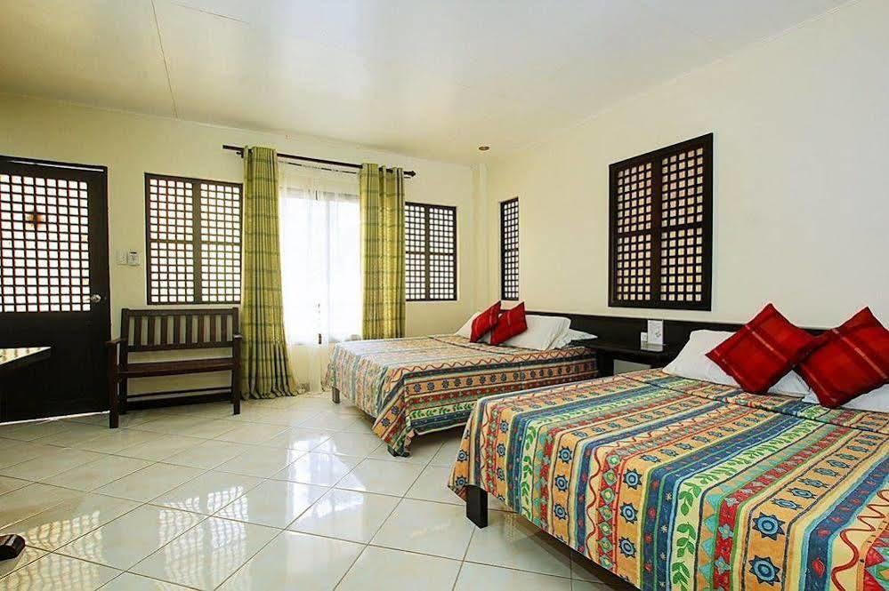 Reddoorz Premium @ Ouan'S The Farm Resort لوسينا المظهر الخارجي الصورة