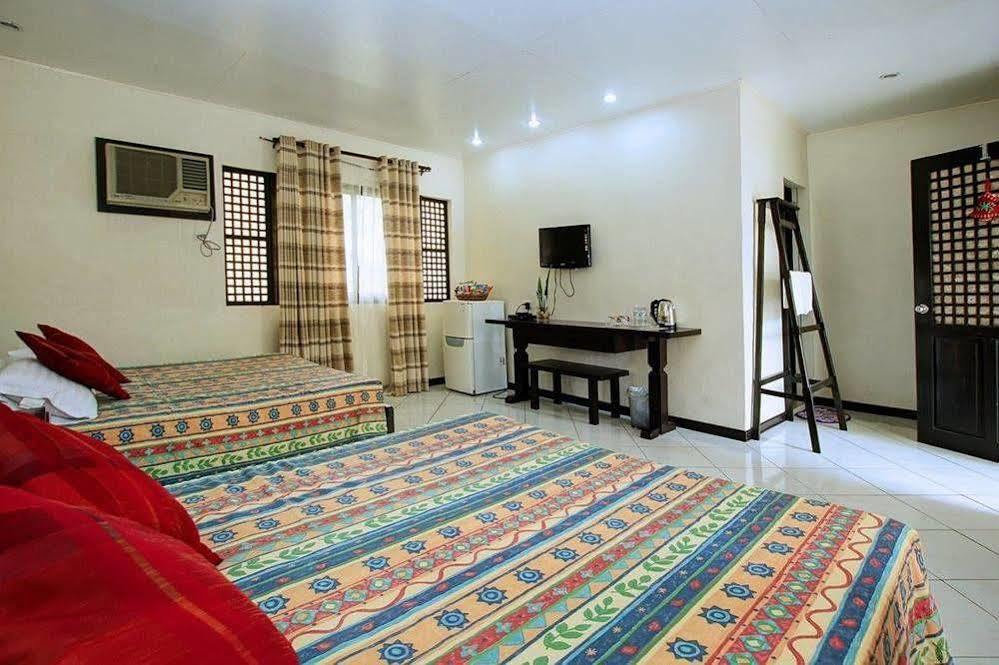 Reddoorz Premium @ Ouan'S The Farm Resort لوسينا المظهر الخارجي الصورة