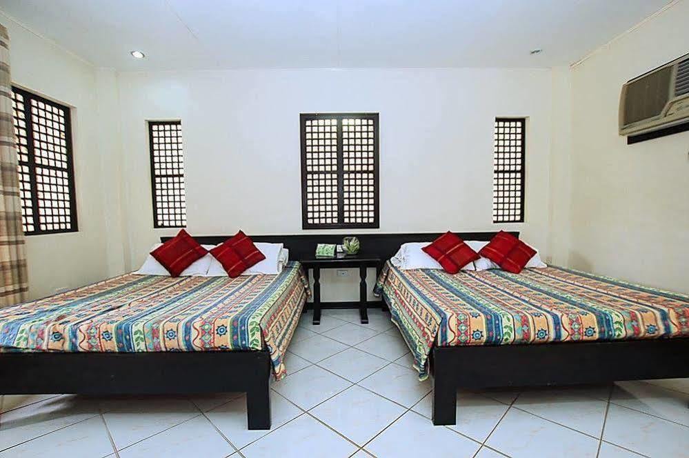 Reddoorz Premium @ Ouan'S The Farm Resort لوسينا المظهر الخارجي الصورة