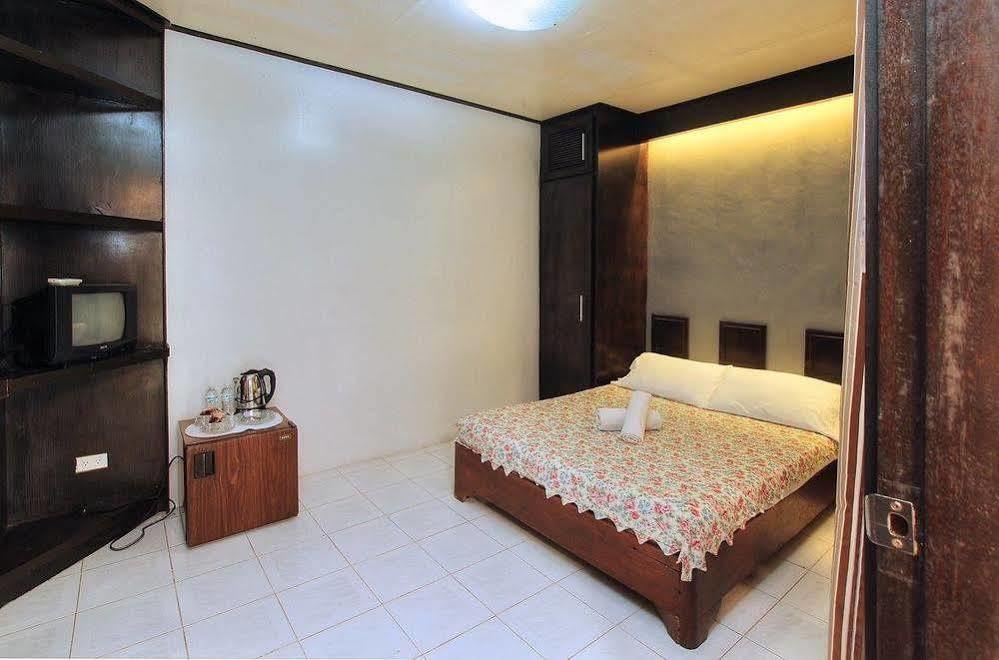 Reddoorz Premium @ Ouan'S The Farm Resort لوسينا المظهر الخارجي الصورة
